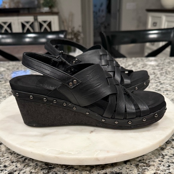 Corkys Dream Weaver Wedges - Picture 5 of 10